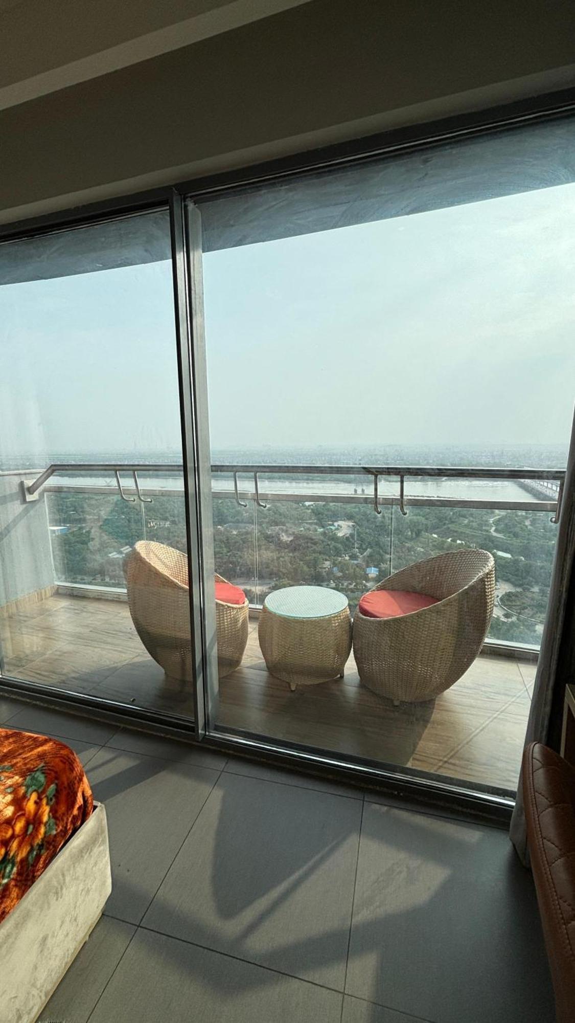 Aj Studio Supernova Noida Exterior foto